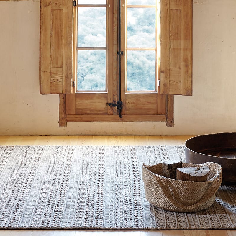 Knotwork Rug - Image 1