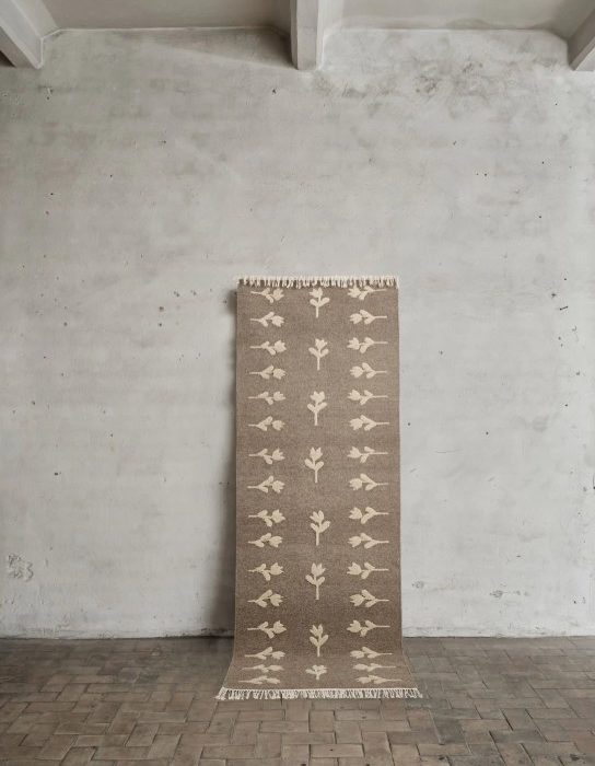 Colonnade no. 09